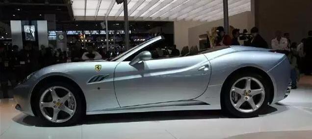 都說手動(dòng)擋更有樂趣 為何超跑不用手動(dòng)擋？