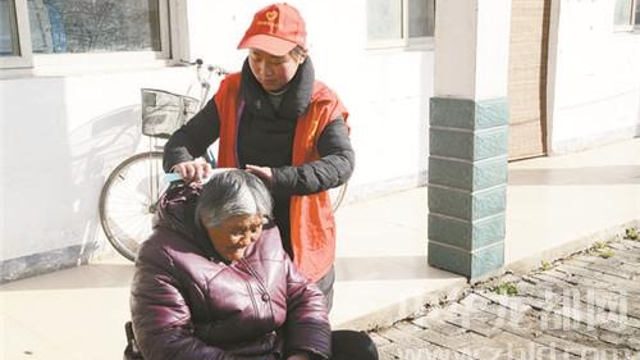 大王莊鄉(xiāng)敬老院開展“傳承雷鋒精神、弘揚時代新風(fēng)”活動